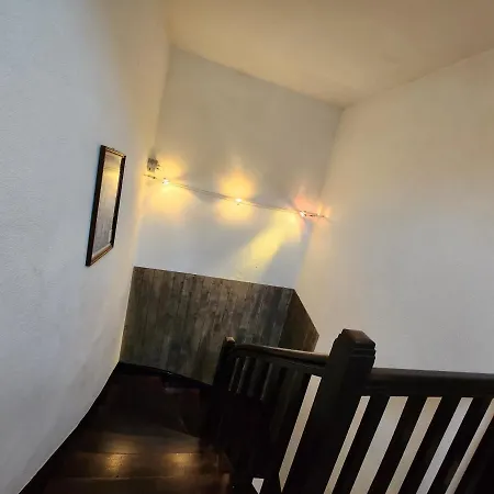 200 M Centre Maison Mitoyenne Avec Place De Parking Gratuite * Эпиналь