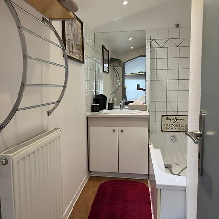 200 M Centre Maison Mitoyenne Avec Place De Parking Gratuite Апартаменты Эпиналь