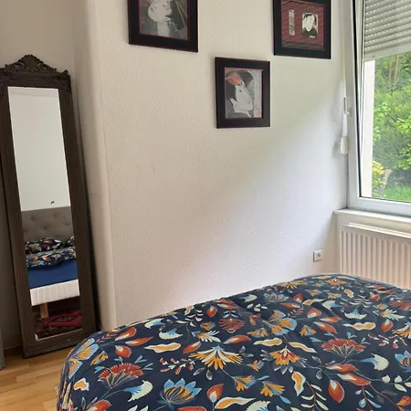 200 M Centre Maison Mitoyenne Avec Place De Parking Gratuite * Epinal