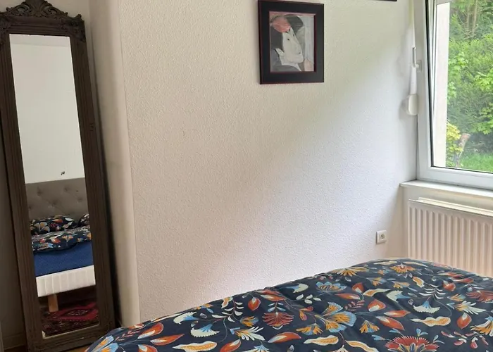 200 M Centre Maison Mitoyenne Avec Place De Parking Gratuite * Épinal